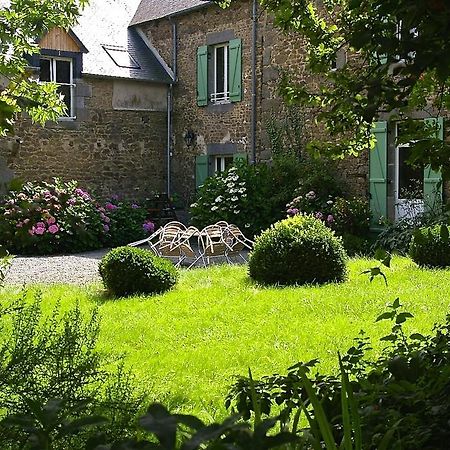 Chambre D'Hotes De Pirieuc Meillac Exterior photo