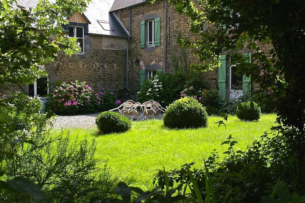 Chambre D'Hotes De Pirieuc Meillac Exterior photo